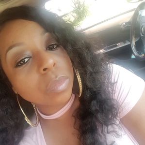 Meet your Posher, Latonya